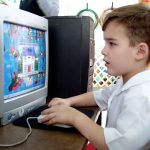 Дитина та комп'ютер