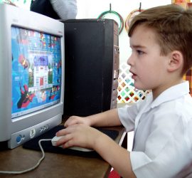 Дитина та комп'ютер